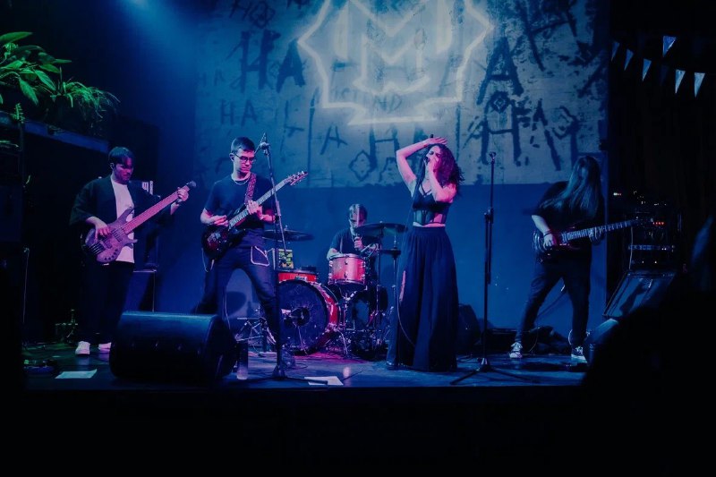 diana_ovcharenko_mustend_shkola_rocka_3