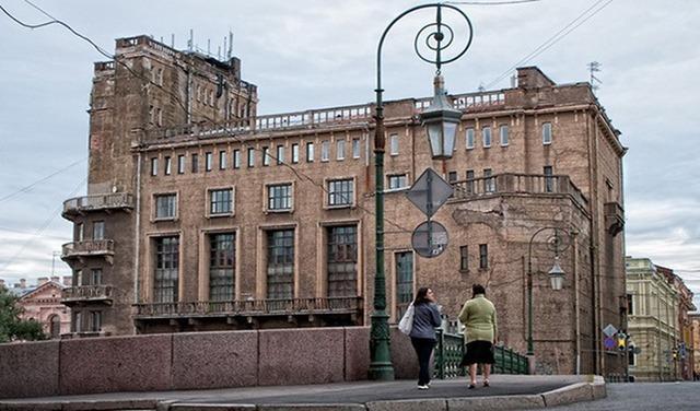 Связи спб. ДК работников связи Санкт-Петербург. ДК связи Санкт-Петербург большая морская. Дом культуры работников связи в Санкт-Петербурге. Питер дом культуры работников связи.