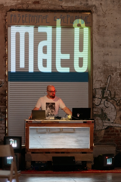 mal0_idioma_3_nikonov