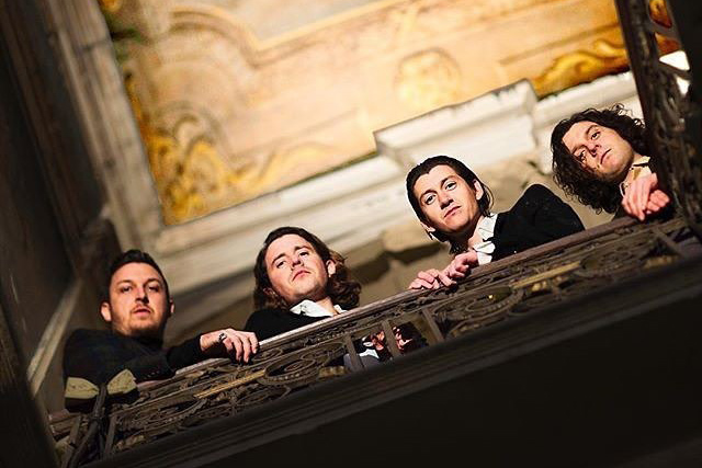 Arctic Monkeys показали клип на песню «Four Out Of Five»