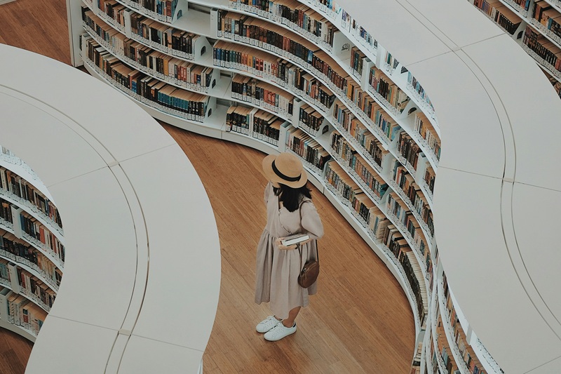 arif-riyanto-ud9nadgj2mc-unsplash