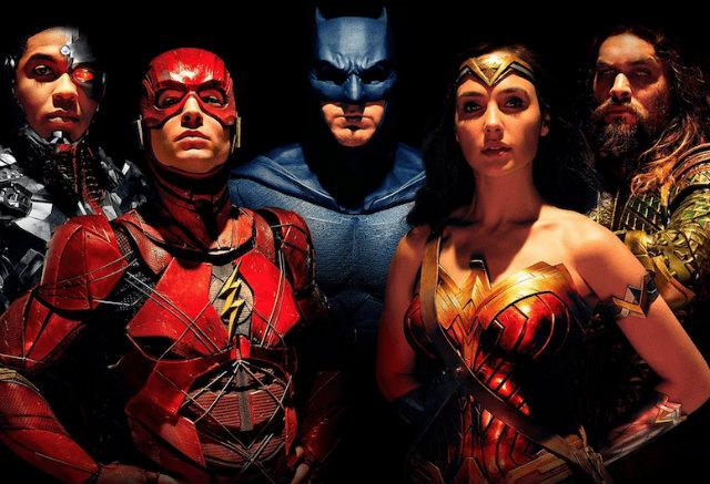  «Лига справедливости» попросила фанатов облачиться в костюмы супергероев 