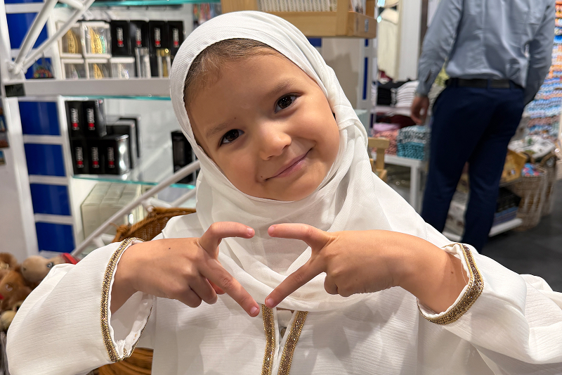 МИМИКА — ЭМИЛИЯ АРТАМОНОВА ОСУЩЕСТВИЛА МЕЧТУ СВОЕЙ МНОГОДЕТНОЙ СЕМЬИ, ОТВЕЗЛА НА РОСКОШНЫЙ ОТДЫХ В ДУБАИ!