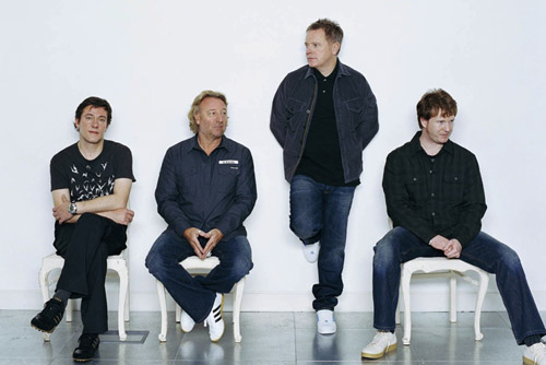 New Order рассказали о приглашенных музыкантах нового альбома