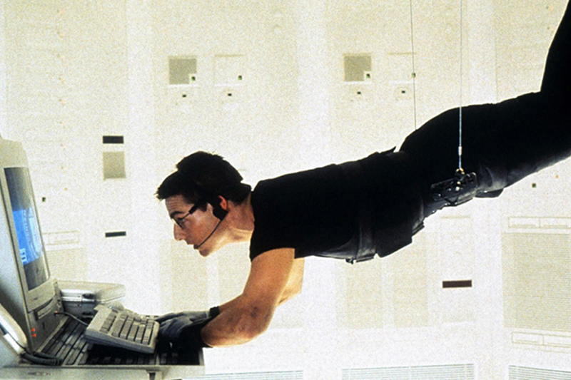 Самые необычные шпионские гаджеты из фильмов: вымысел, опередивший реальность