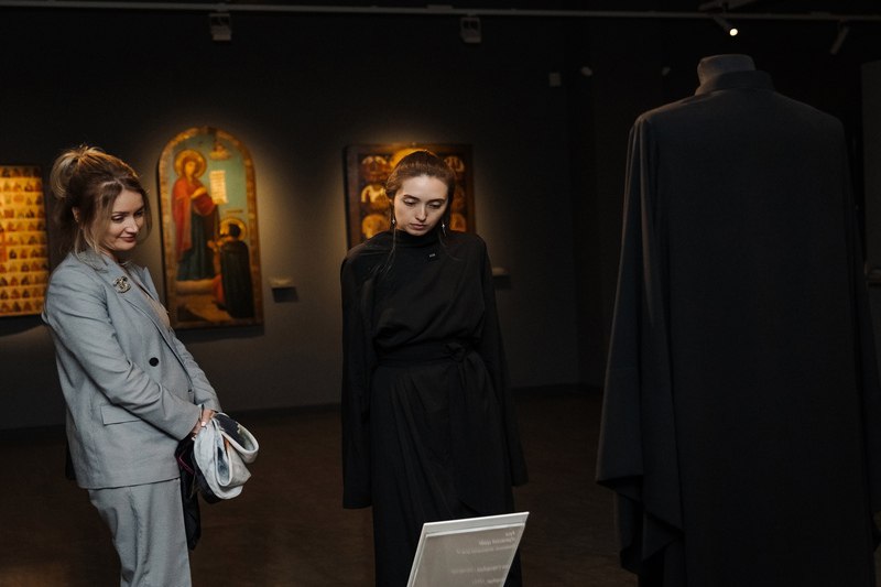 «Ткань духовной жизни» — христианская мода в современном прочтении 