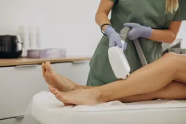 Лазерная эпиляция зоны бикини в Санкт-Петербурге: выбирайте эффективное удаление волос