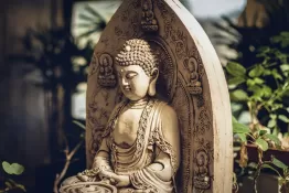 «Сиддхартха»: куда приводят поиски истины? 