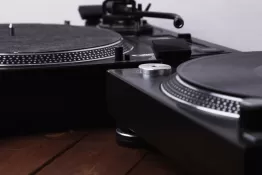 Преимущества выбора Hi-Fi систем в салонах